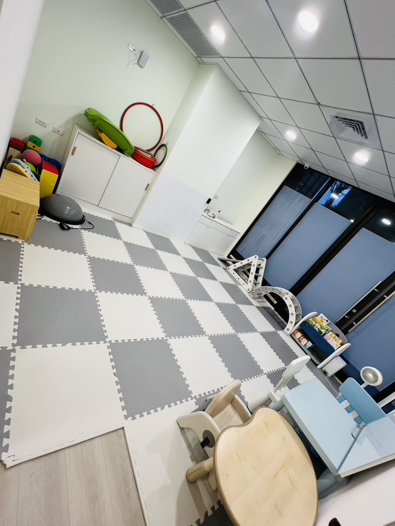 A6DEDADF-C0D7-4BE7-954A-06638F439412_1_105_c